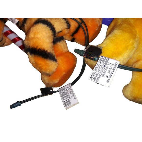 VTG Disney Winnie The Pooh and Tigger Santa's Best Plush Animated Ornament Lot - Picture 11 of 12